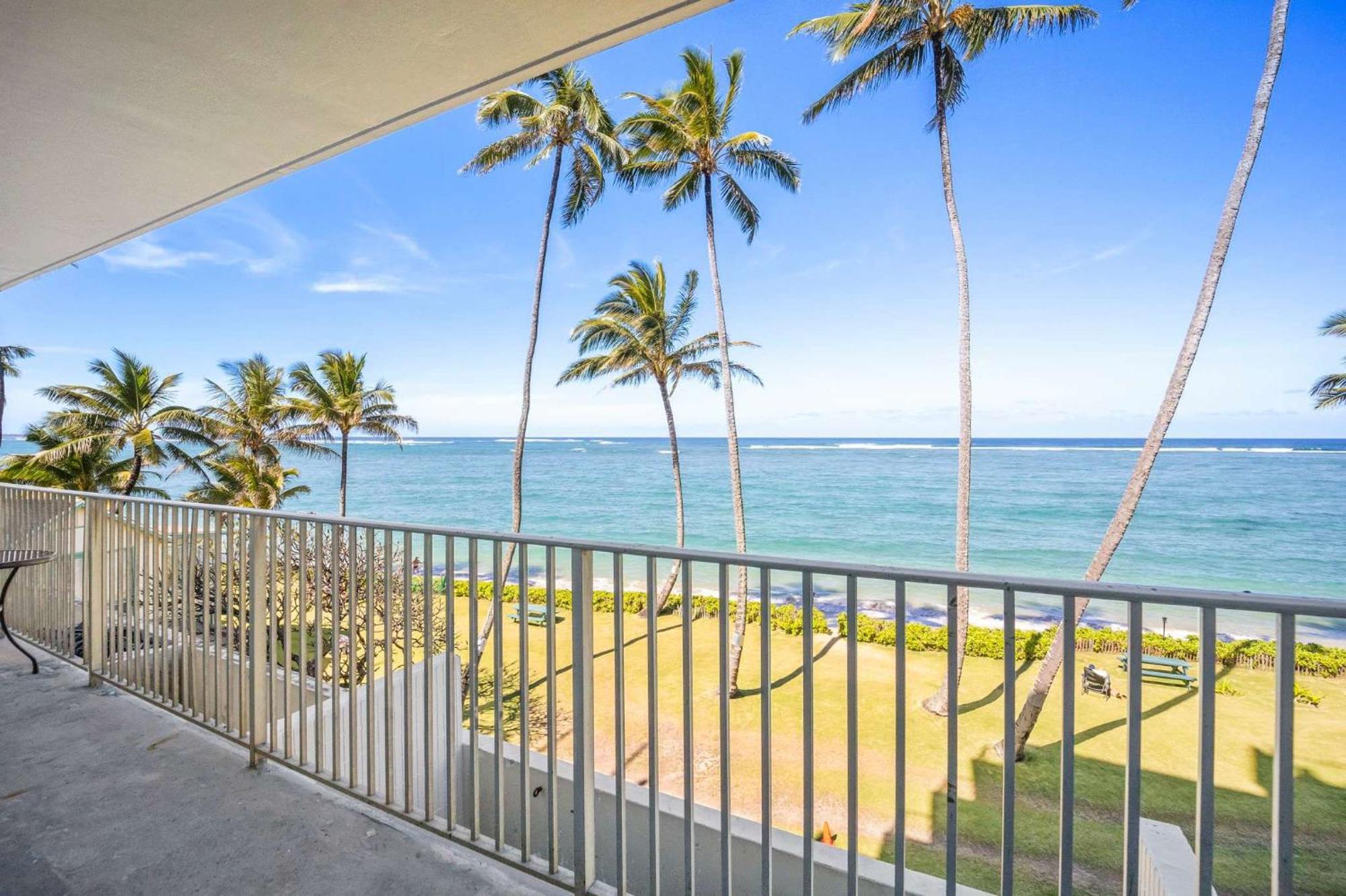 Beautiful Beachfront Condo Laie Exterior foto